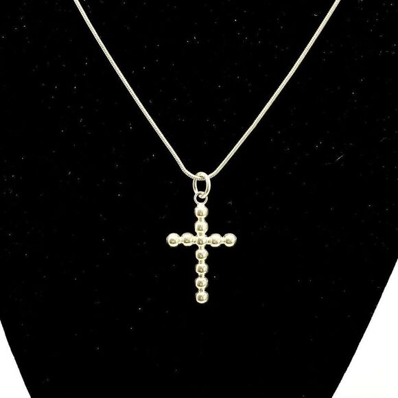 AQW Sterling 925 Silver Cross & 18” sterling Chain - Picture 1 of 8